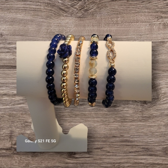 🩷3 for $15: Set of 5 4mm Infinity Stretchy Bracelets, Navy & Gold Tone, New - Picture 3 of 9